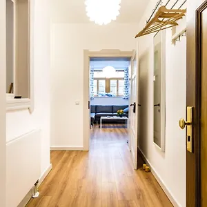  Apartment Wunderschöne In Sanierter Villa! Incl Wifi